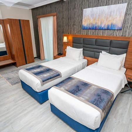 The Bostanci Otel Истанбул Екстериор снимка